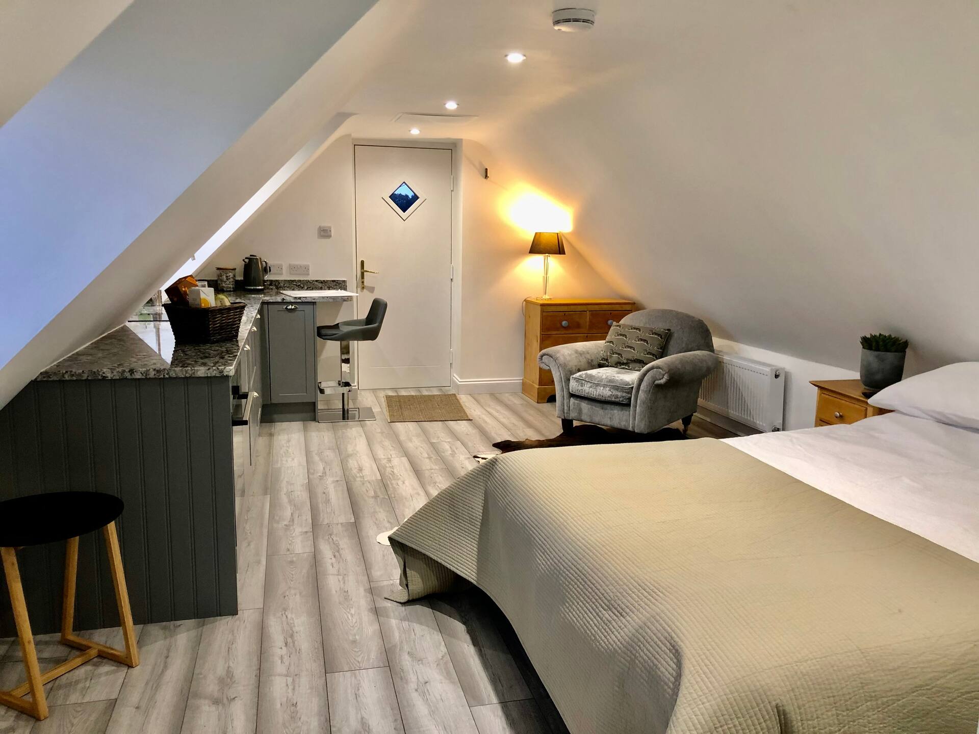 Perfect village base, explore the Hampshire downs