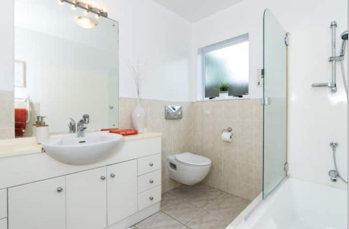 Family friendly home close to all amenities