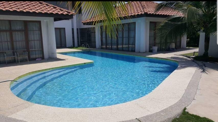 Nazim Roses Palace 2 Bedrooms 2 Bathrooms Bungalow In Kajang Malaysia