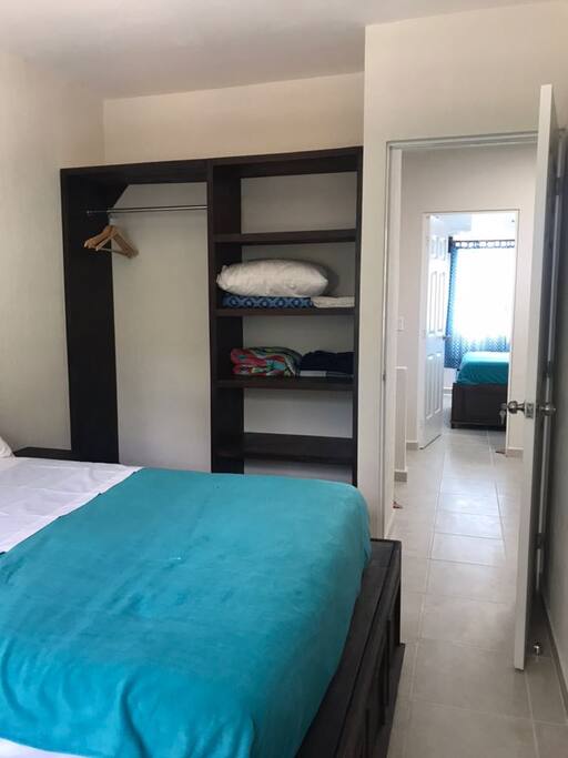 2da habitación planta alta con a/c y ventilador