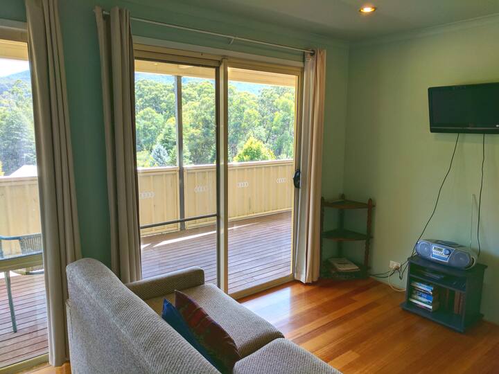 Adorable 1 Bedroom Cottage With Spa Bath - Warburton