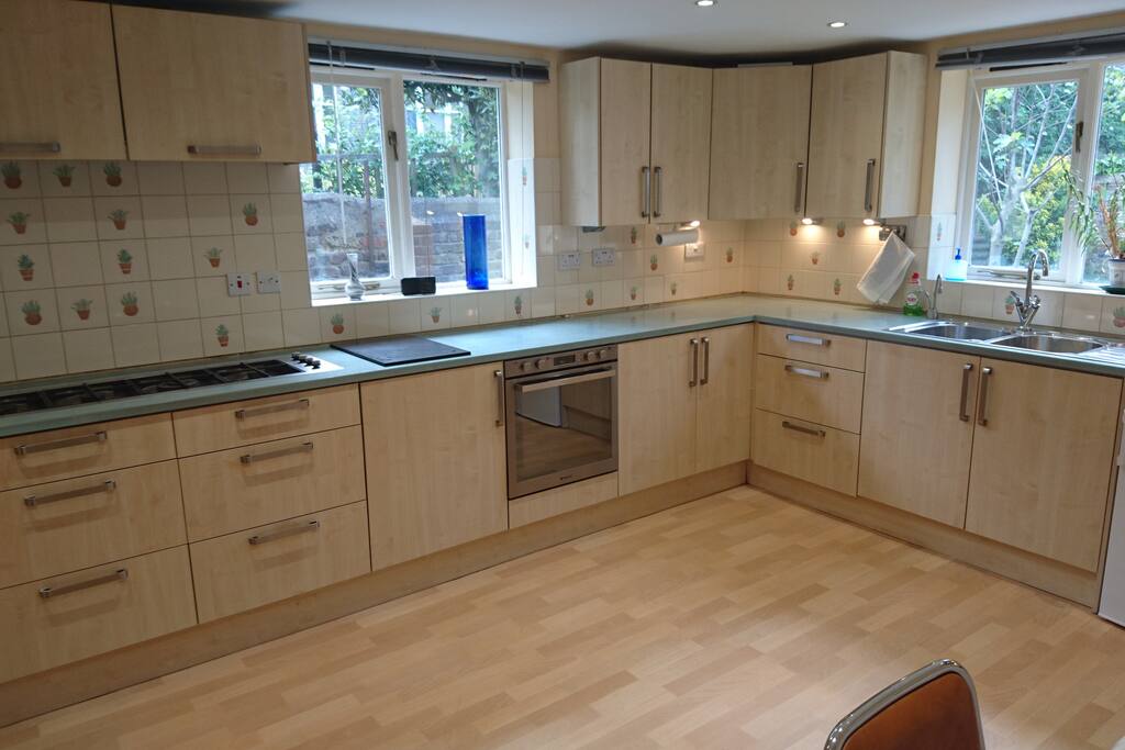 Double electric fan over and ceramic hob