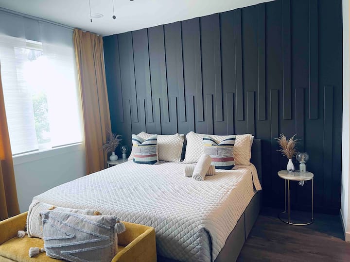 سرير كينج مع جناح داخلي