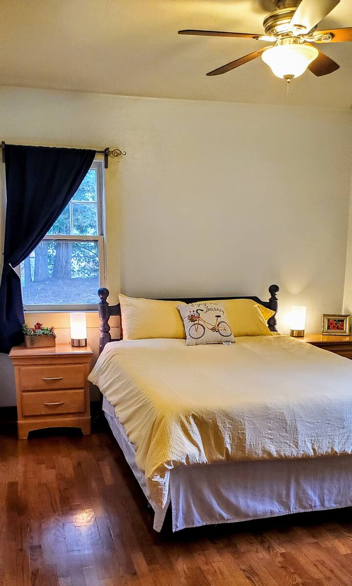 ¡Cómoda cama tamaño queen!