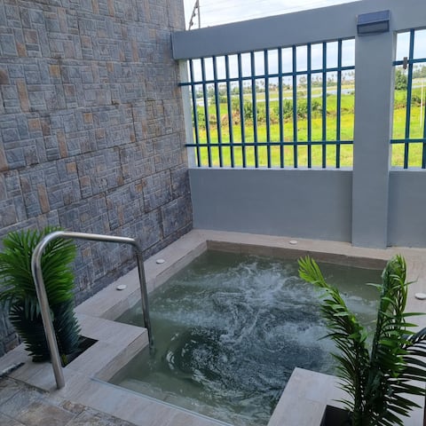apartment with a hot tub