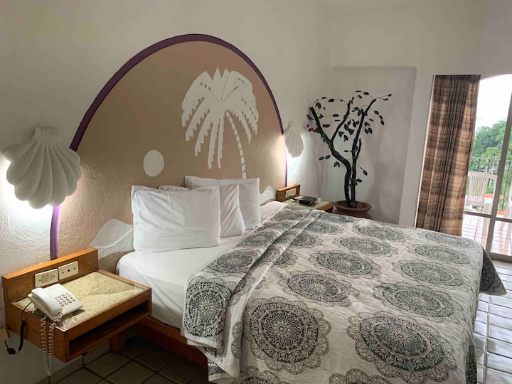 Hoofdkamer van de villa, tweede verdieping. 