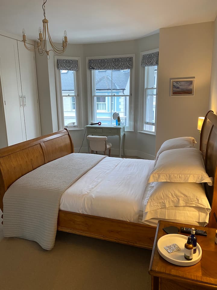 غرفة النوم 1