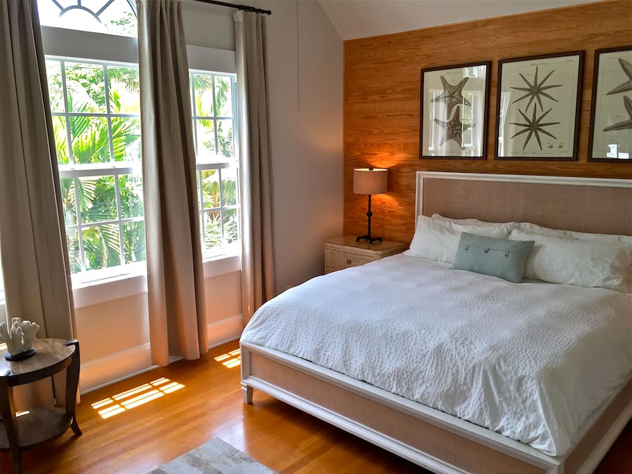 Beautifully appointed with vaulted ceiling and private bathroom.