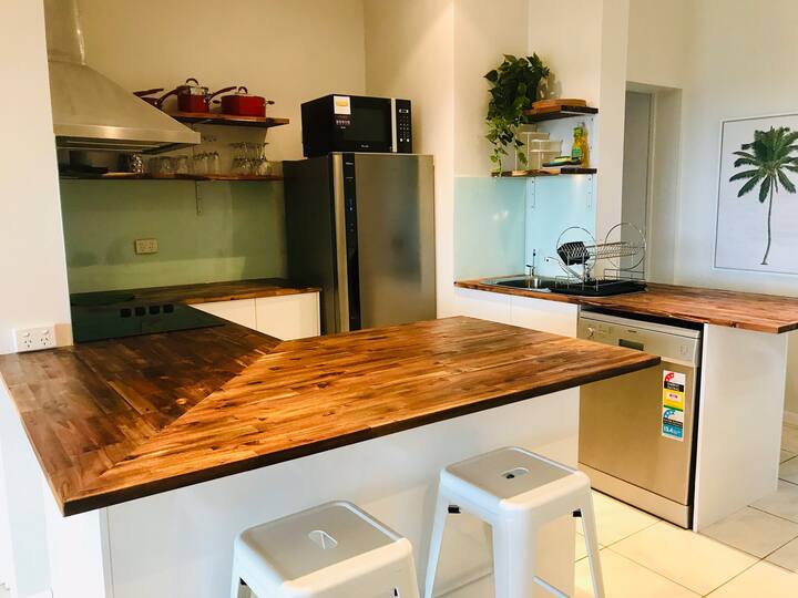 Top 20 Airbnb Vacation Rentals In Airlie Beach, Australia Updated