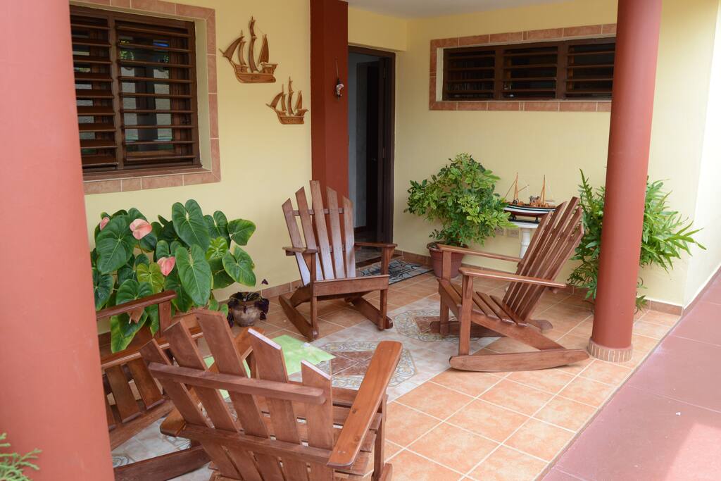 Portal de la casa