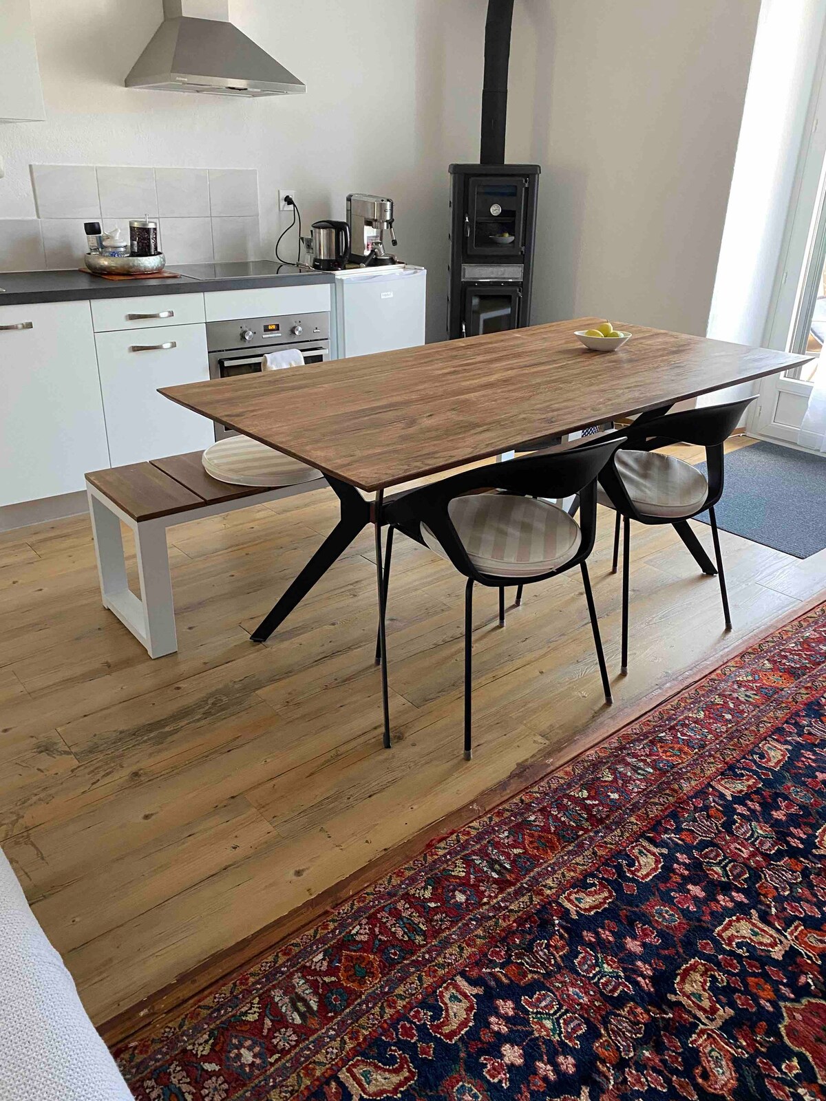 Successful Airbnb property: Clean quiet 2-room apartment in Locarno