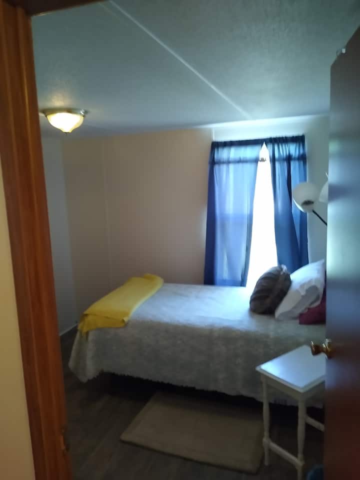 Dhomë gjumi 2