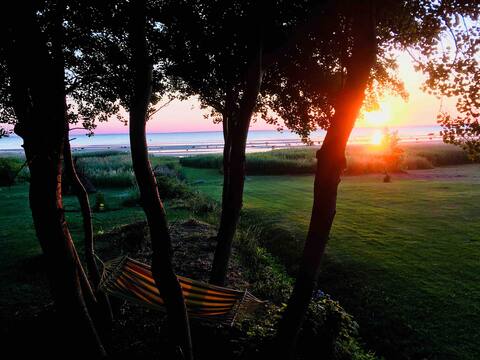 Oceanfront & peaceful summerhouse
