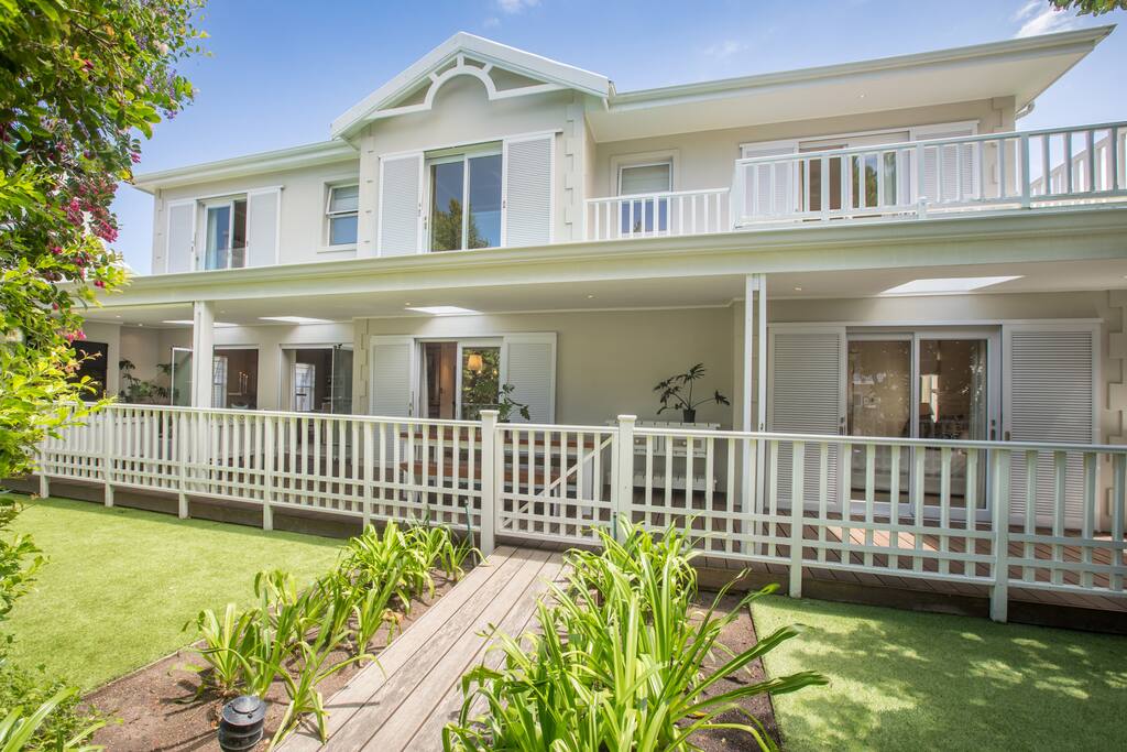 Double volume spacious home