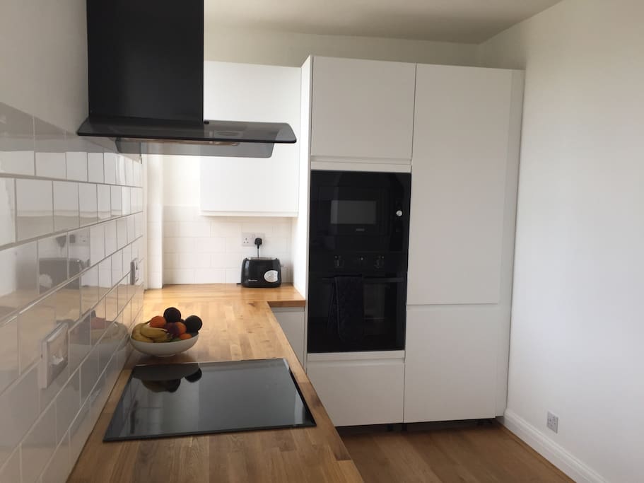 Newly refurbished kitchen with all the appliances.