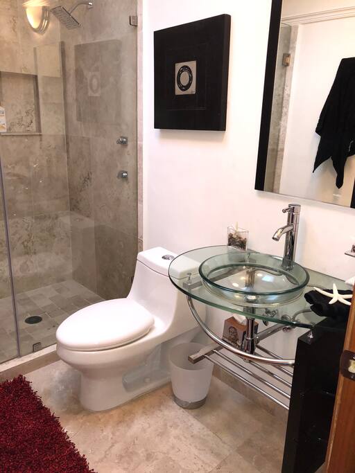 Baño Compartido 2