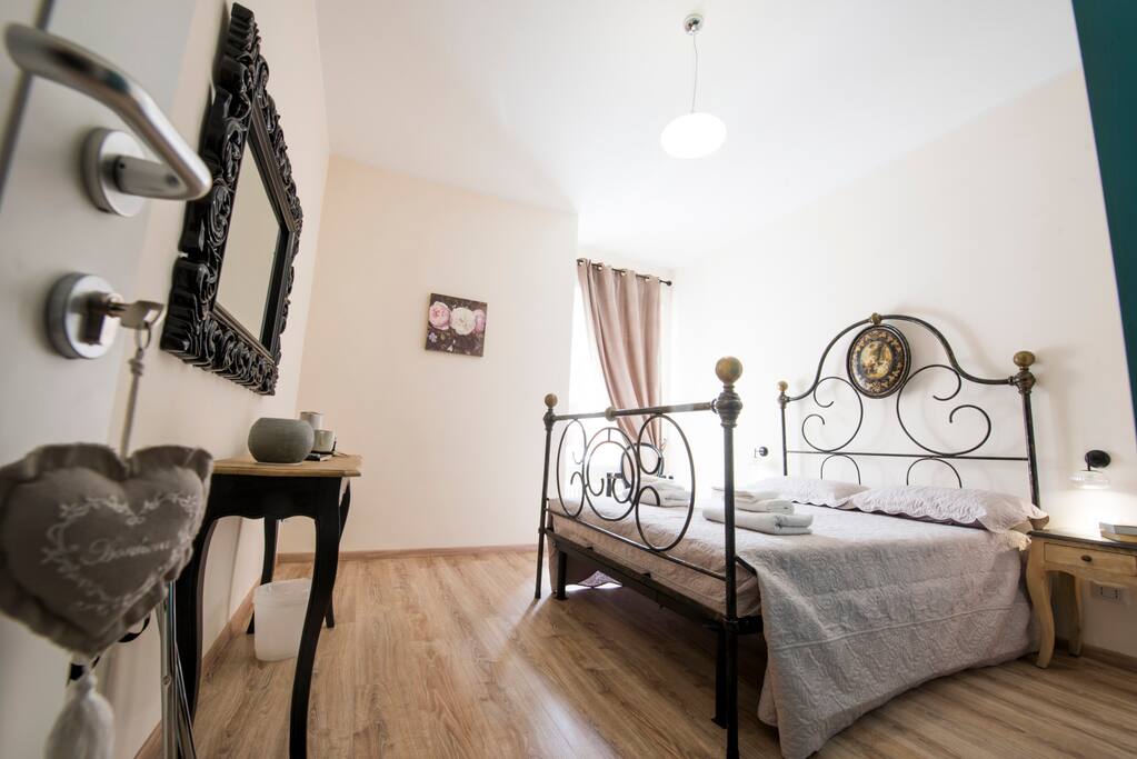 “Philosophy” Bedroom