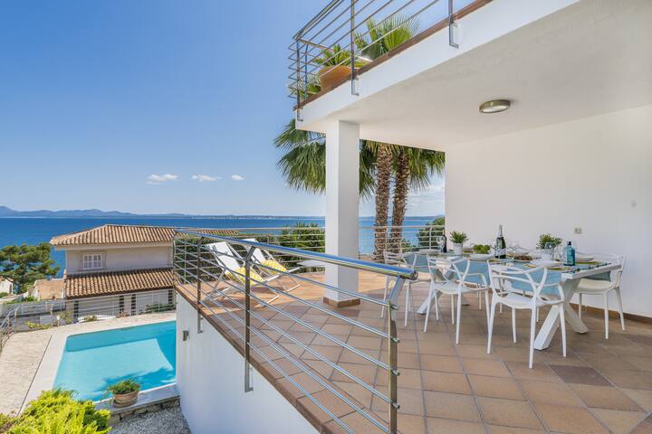 Villa Alcanada: Amazing sea views & fantastic pool gallery image 3