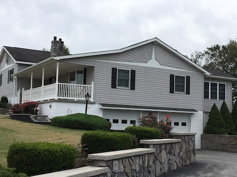Mountain Living Close to Raystown Lake