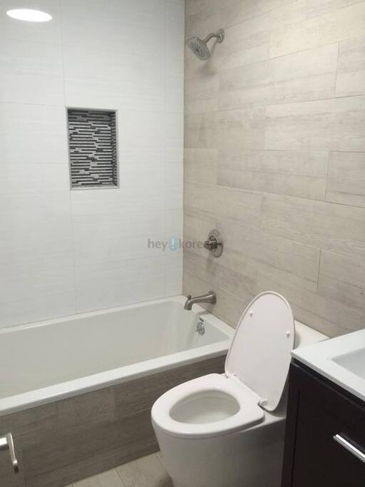 Bath room. You have the private bath room.