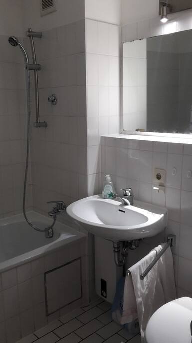 Spacious bathroom