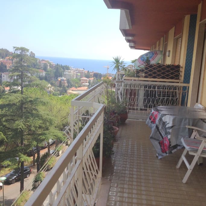 Grande terrazza vista mare