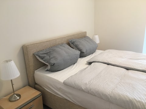 Perfect location between university and center