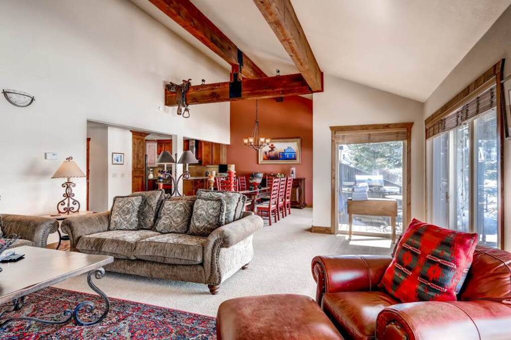 Fairway Village #2575 Living Area