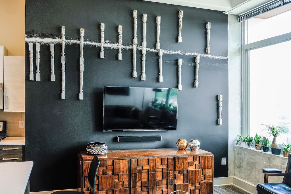 Enjoy over 100 channels along with Netflix, Amazon Prime Video, YouTube, and more.