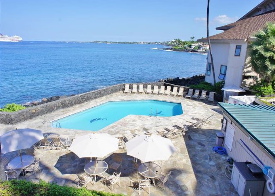 Complex Pool