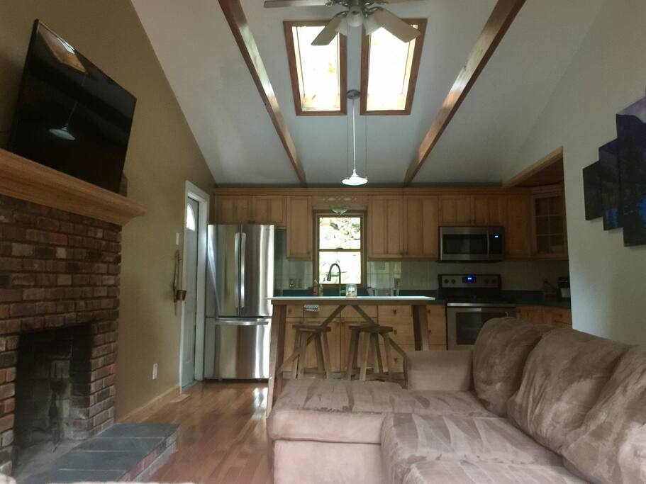 Living room/kitchen