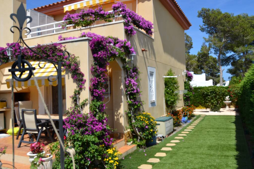 Jardín lateral