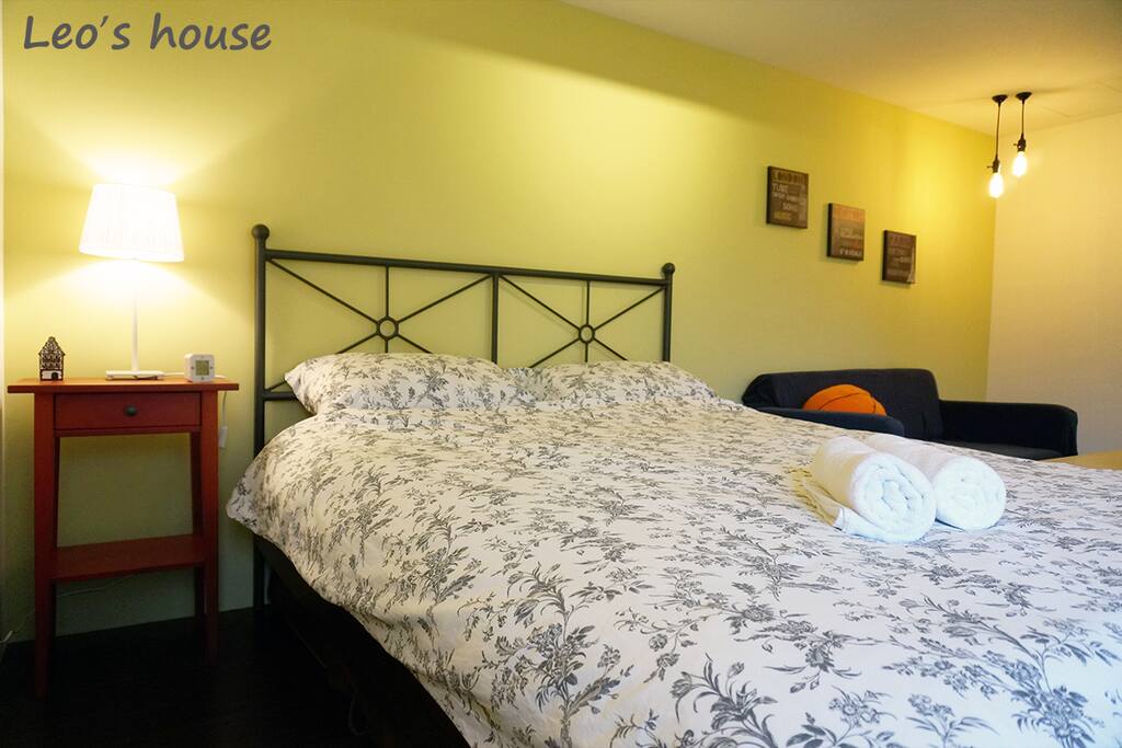 Apartment D-A Room