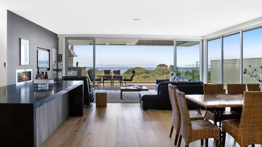 Bayview – Bay Views