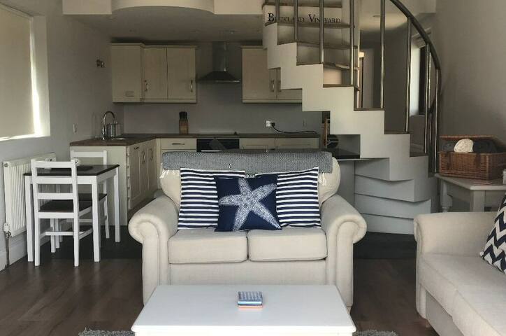 The Vineyard Cottage Set In A Beautiful Location Cottages For