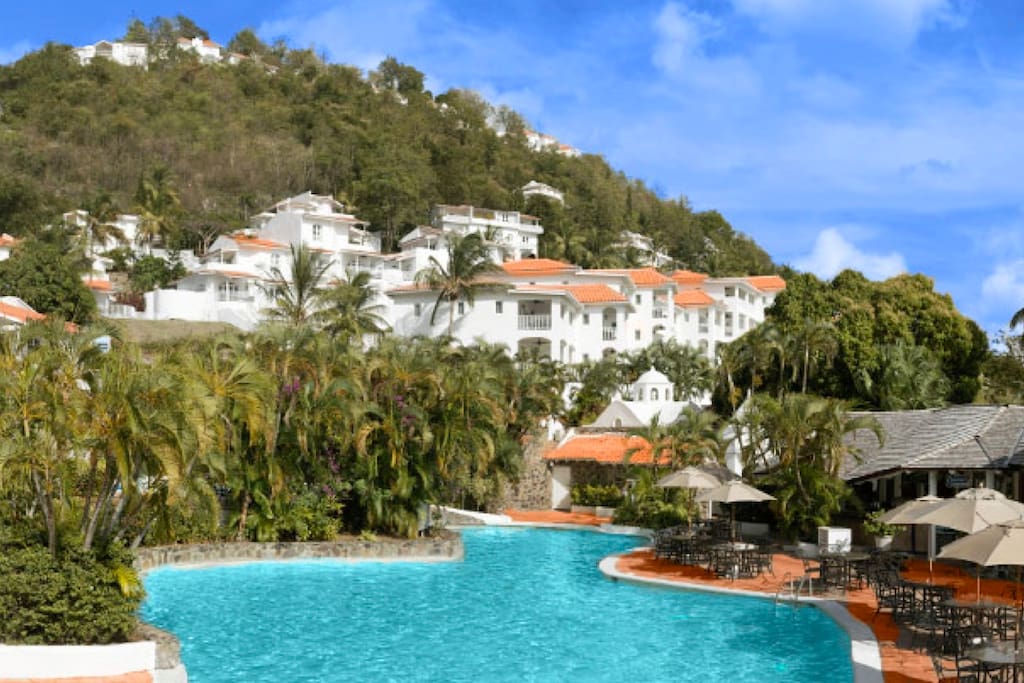 Breathtaking mountain backdrop view from the pool