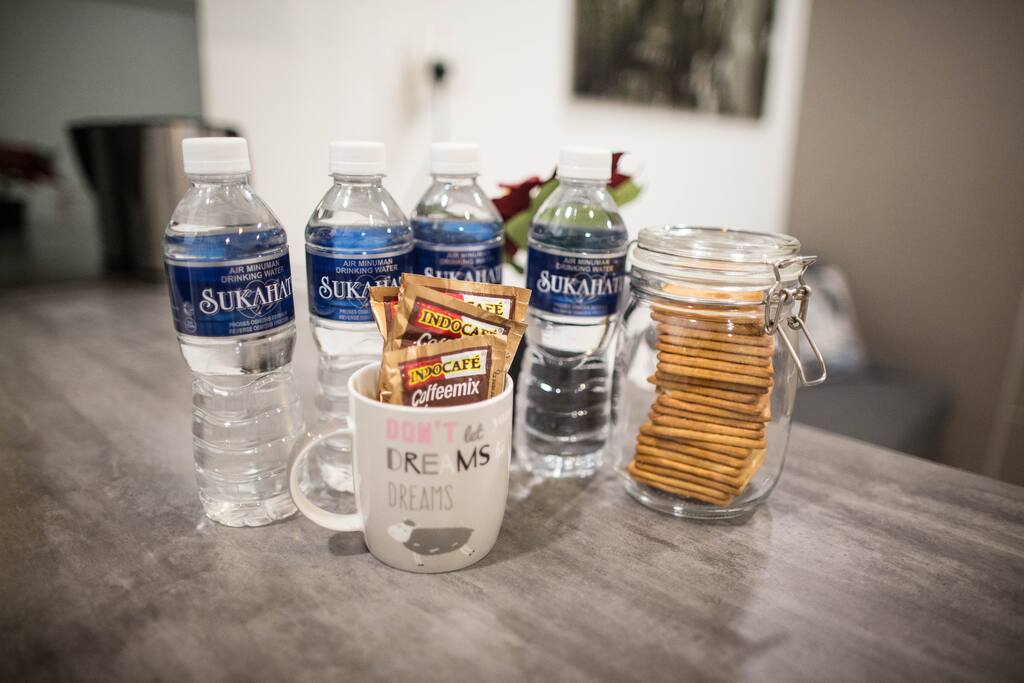 complimentary snacks :)