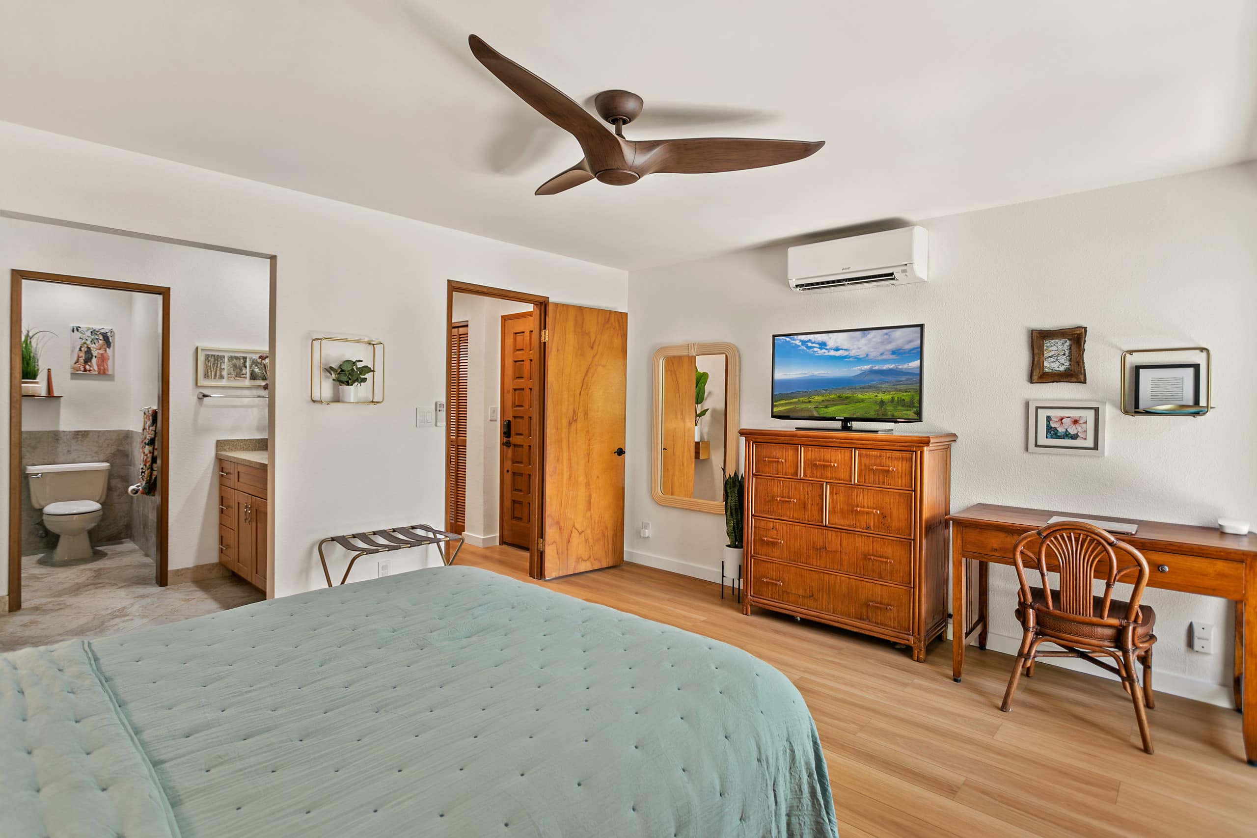 Condo in Kihei · ★4.93 · 1 bedroom · 2 beds · 2 baths - Image 20
