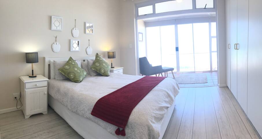 Leisure Bay Suites – spacious duplex, on the beach gallery image 2