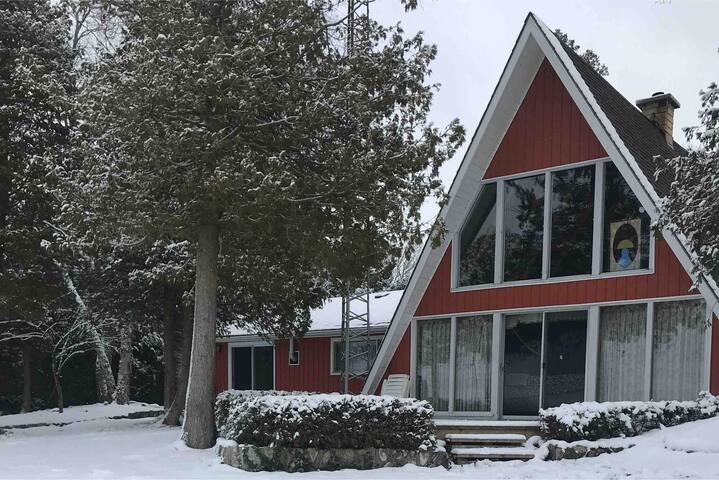 Airbnb Bruce Peninsula Vacation Rentals Places To Stay