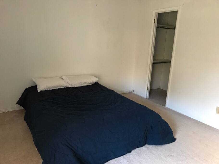 Queen size bed