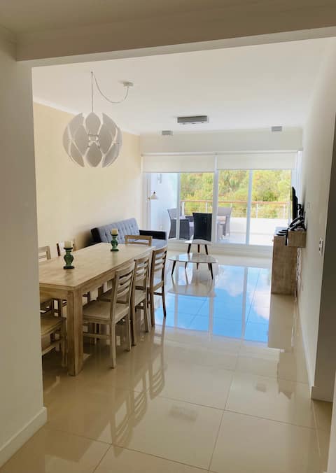 Propiedad de Airbnb exitosa: Lovely apartment in Green Park, Solanas en Punta Ballena