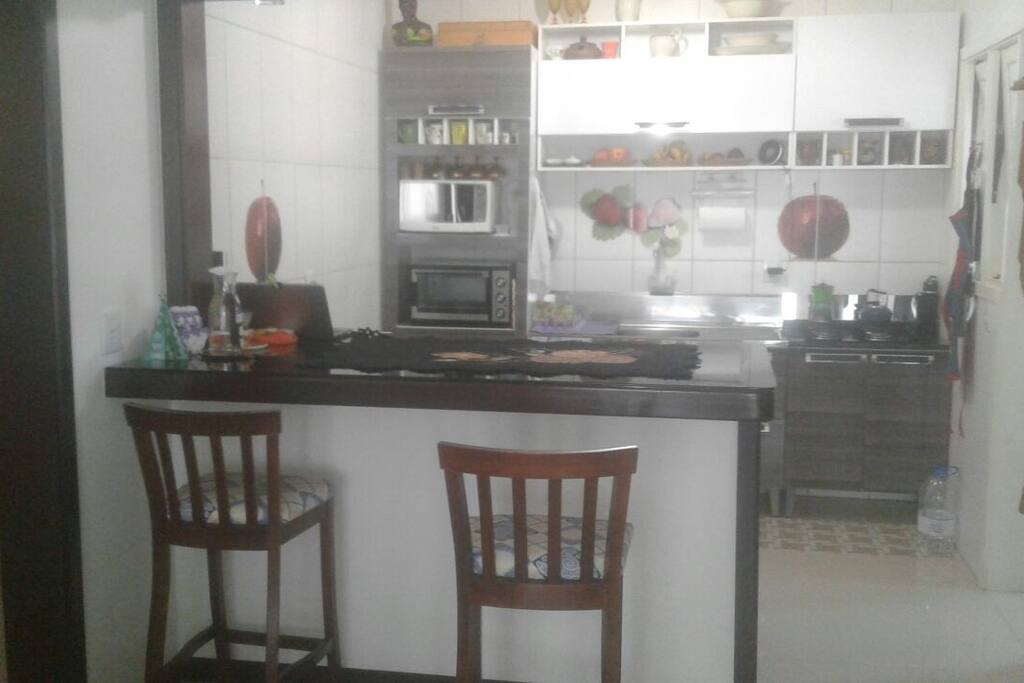 vista da sacada para cozinha