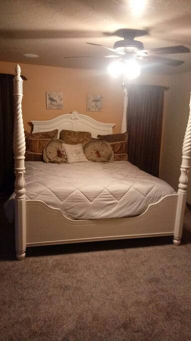 master suite with king bed