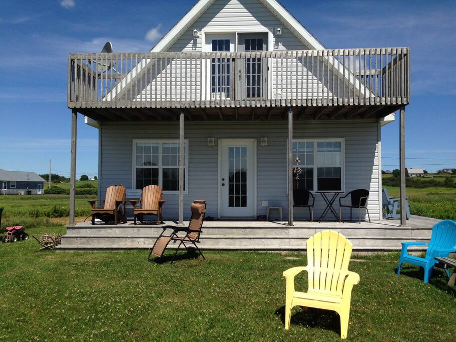 Little Pond Pei Waterfront Cottage Sleeps 6 Cabins For Rent In