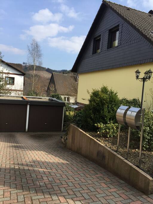 Hier geht es runter zur Ferienwohnung