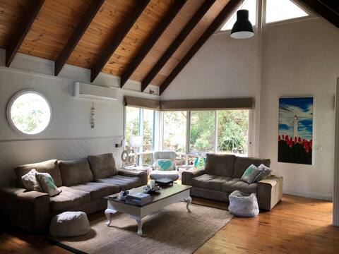 Beach Haven - Beautiful Great Ocean Road Getaway!