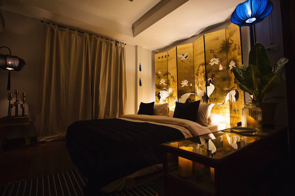 Bedroom-Night