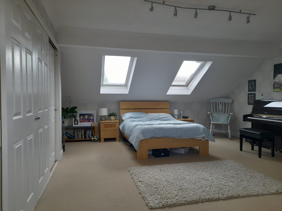 Dhomë gjumi dyshe me ensuite 