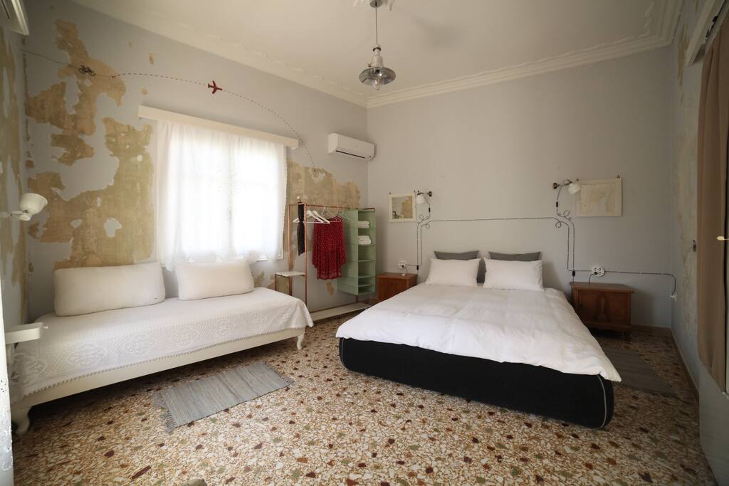Triple bedroom “Phileas”.